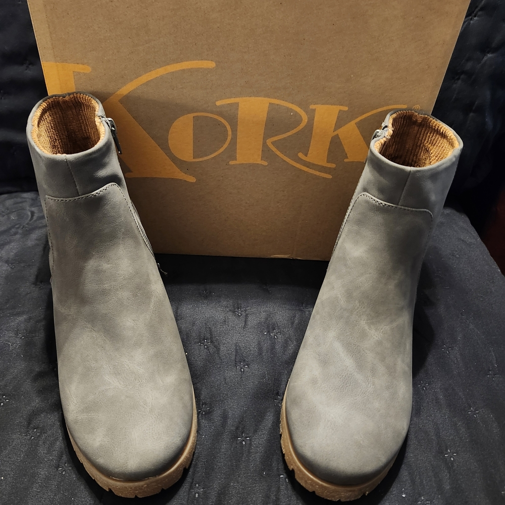 Kork-Ease Women's Taupe Ankle Booties